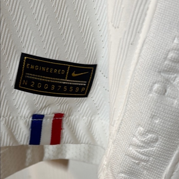 PSG White and Red Soccer Jersey - Picture 4 of 5